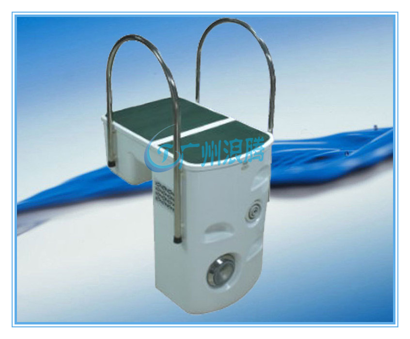 水上樂(lè)園設(shè)備